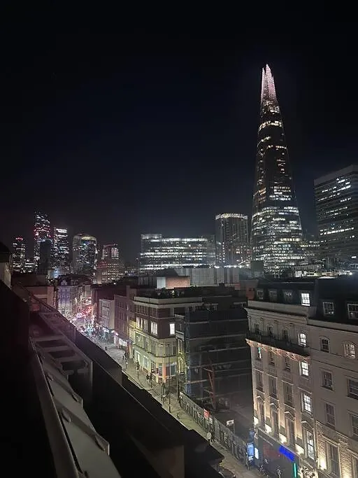 Апартаменты Stunning Duplex Penthouse With Shard Views Лондон Великобритания
