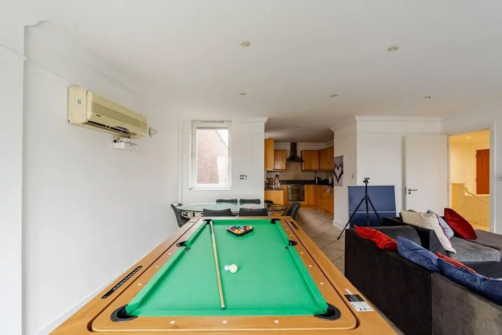 Stunning Duplex Penthouse With Shard Views Apartment London